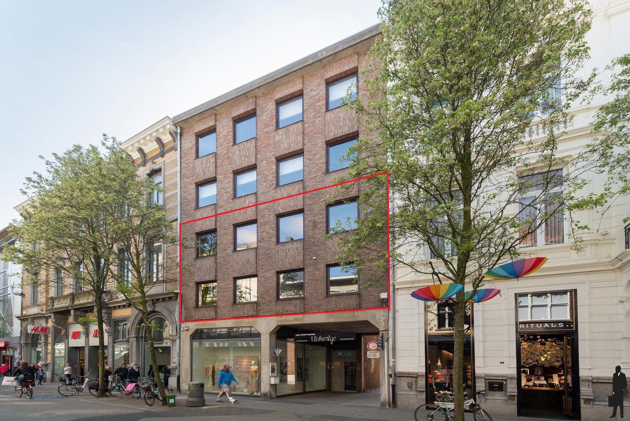 Gerenoveerd appartement 148m² met  groot zonneterras  foto 3