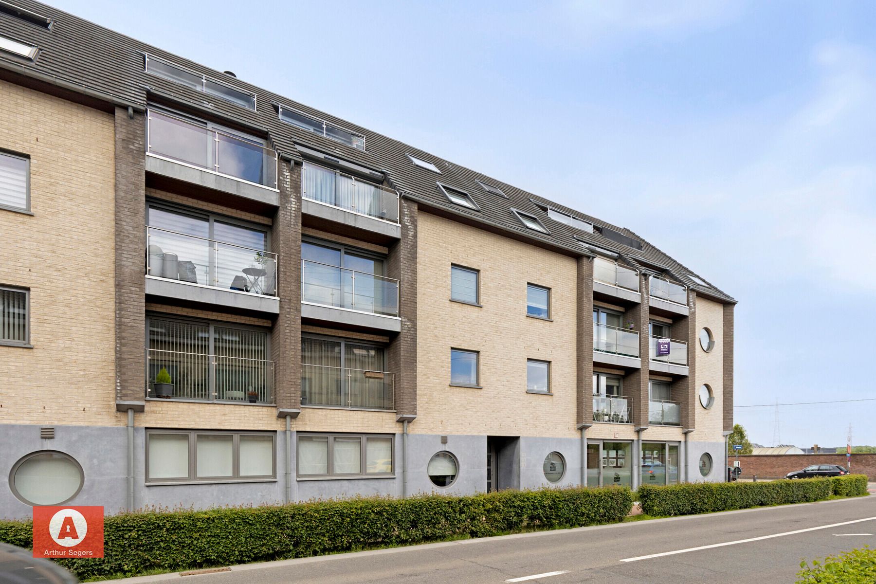 Energiezuinig EPC-A appartement mét 2 balkons en garage.  foto 2