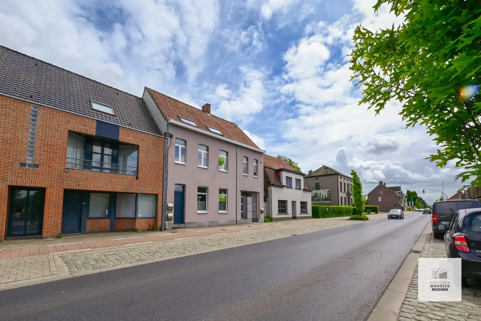 Opbrengsteigendom met 3 verhuurde appartementen op centrale liggging foto 2