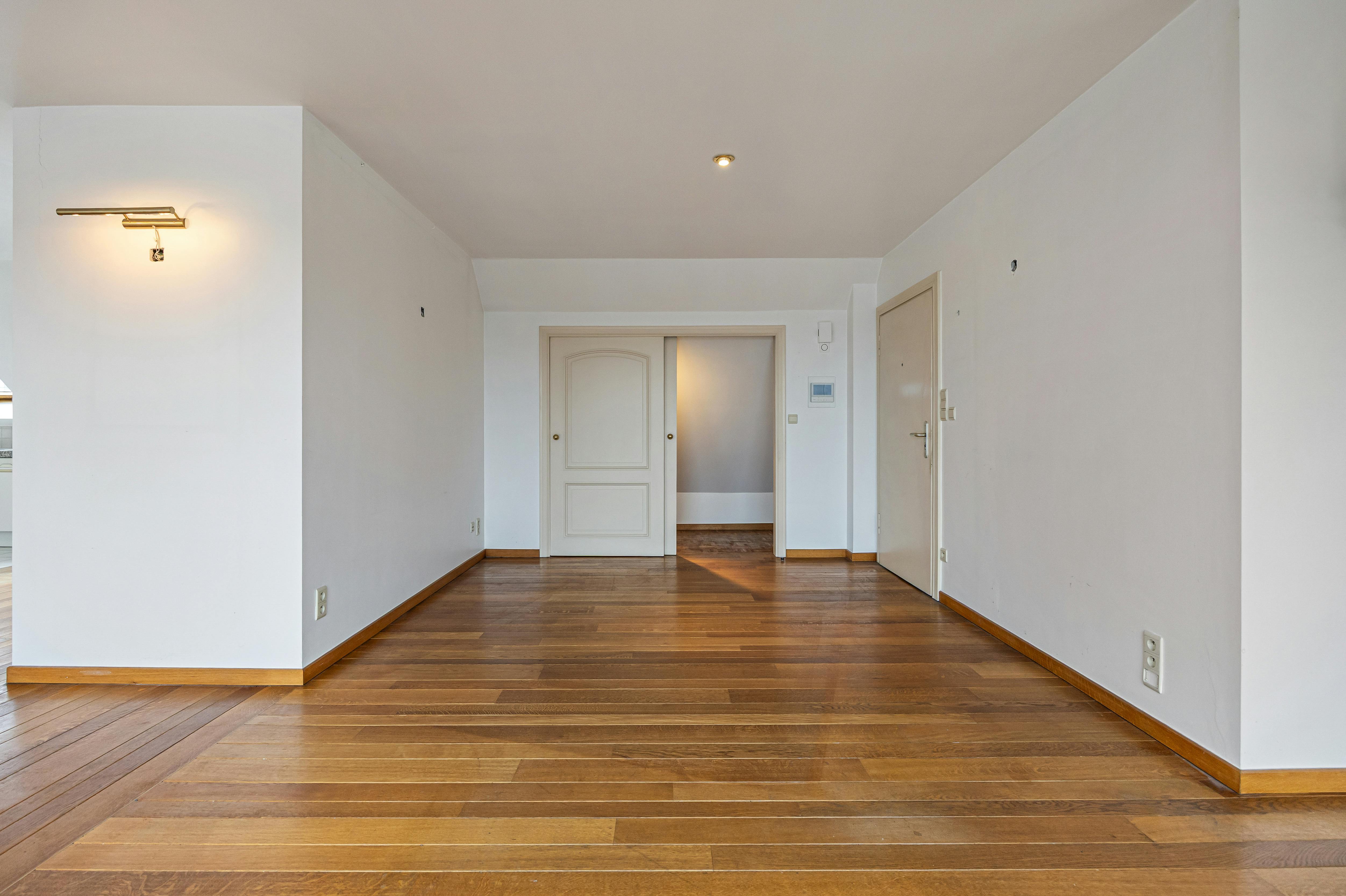 Penthouse in hartje Genk foto 3