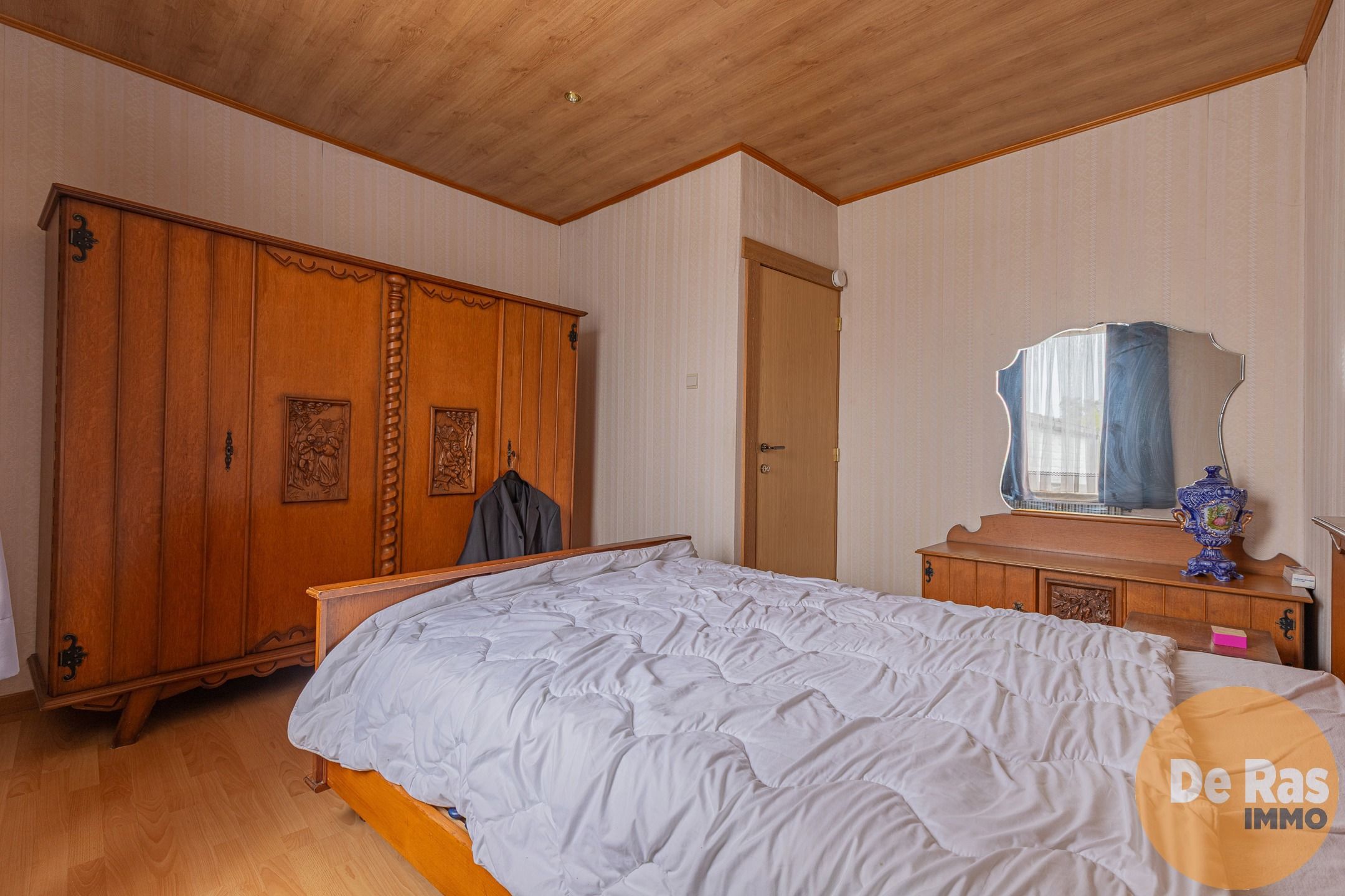 WELLE - Centraal gelegen, ruime woning met garage en tuin foto 16