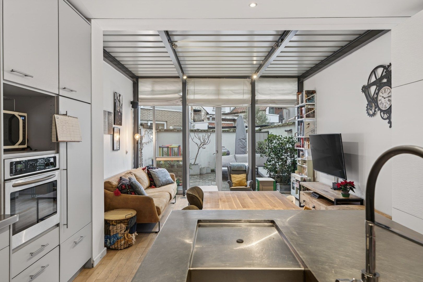 Gezellige eengezinswoning met buitenruimte met INSTELPRIJS foto 4