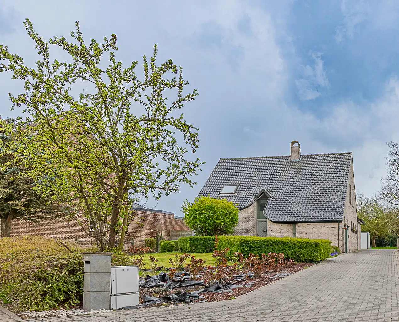 Huis te koop foto {{pictureIndex}}