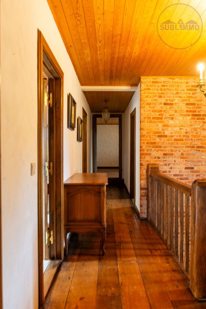 Karaktervolle woning met 6 slaapkamers op een ruim perceel van 21a 73ca foto 13