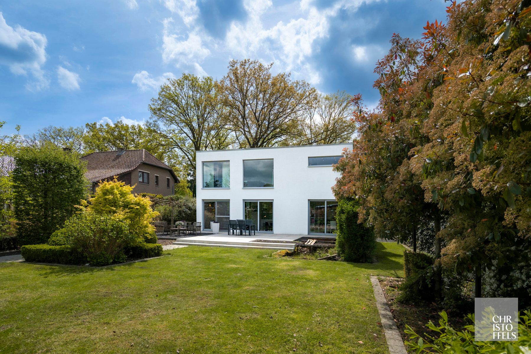Stijlvolle villa op toplocatie in Lanaken! foto 14