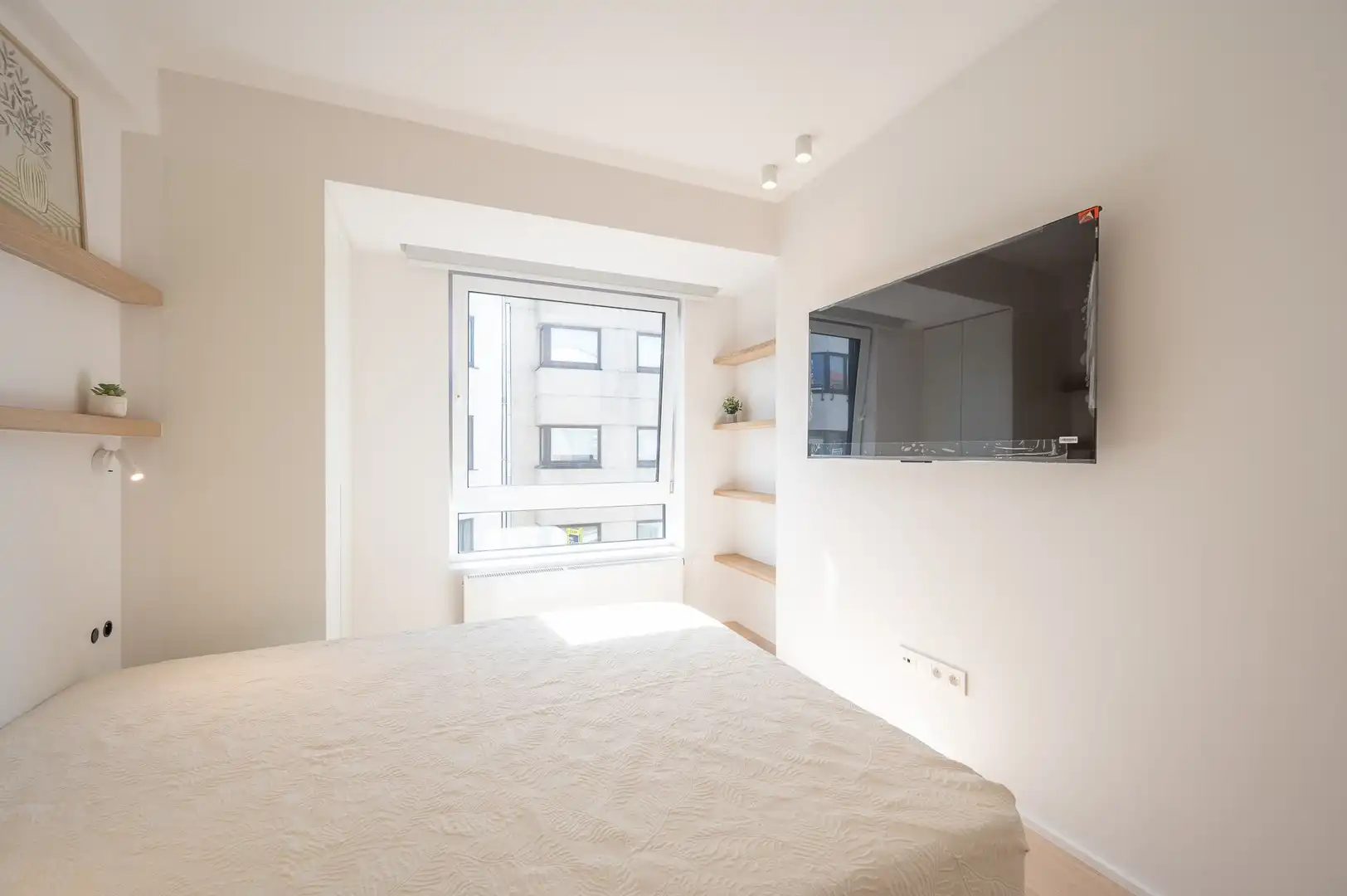 Lichtrijk 3-slaapkamer appartement centraal gelegen. foto 21