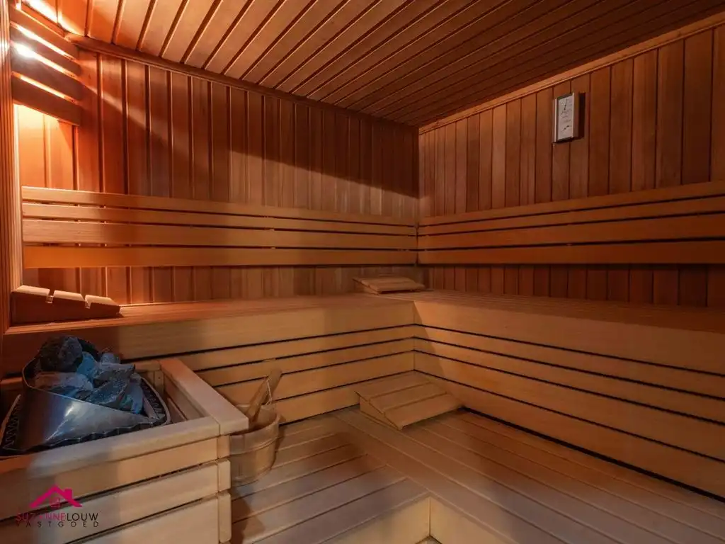 Riante vrijstaande woning met praktijkruimte foto 56