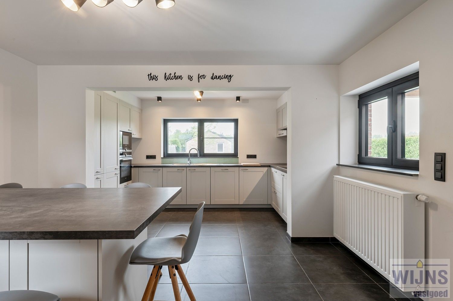 Ruime, energiezuinige woning met 3 (tot 5) grote slaapkamers en prachtige tuin (perceel 1020 m²) foto 18