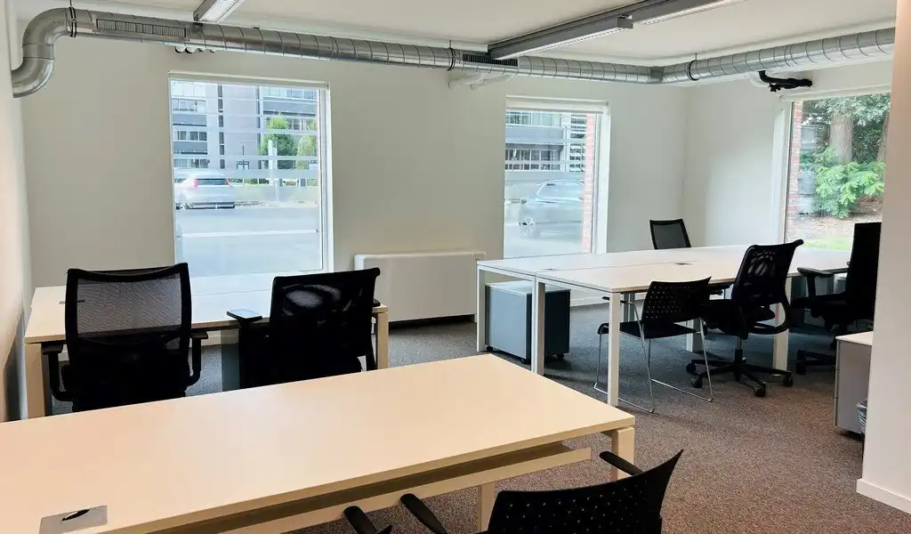 Gemeubelde kantoren in Axxes Business Center in Merelbeke foto 16
