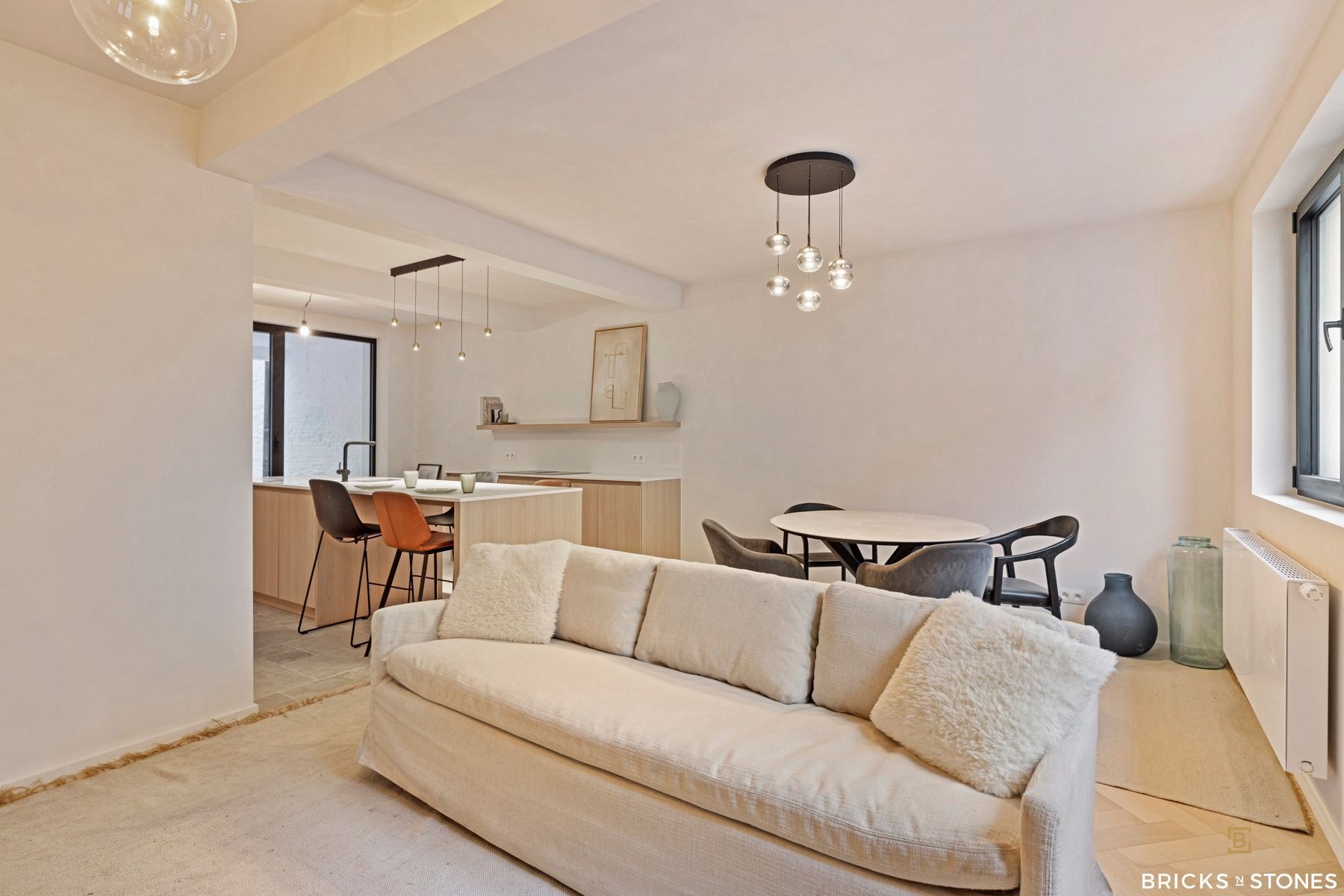 Knap gerenoveerd gelijkvloers appartement met tuin foto 7