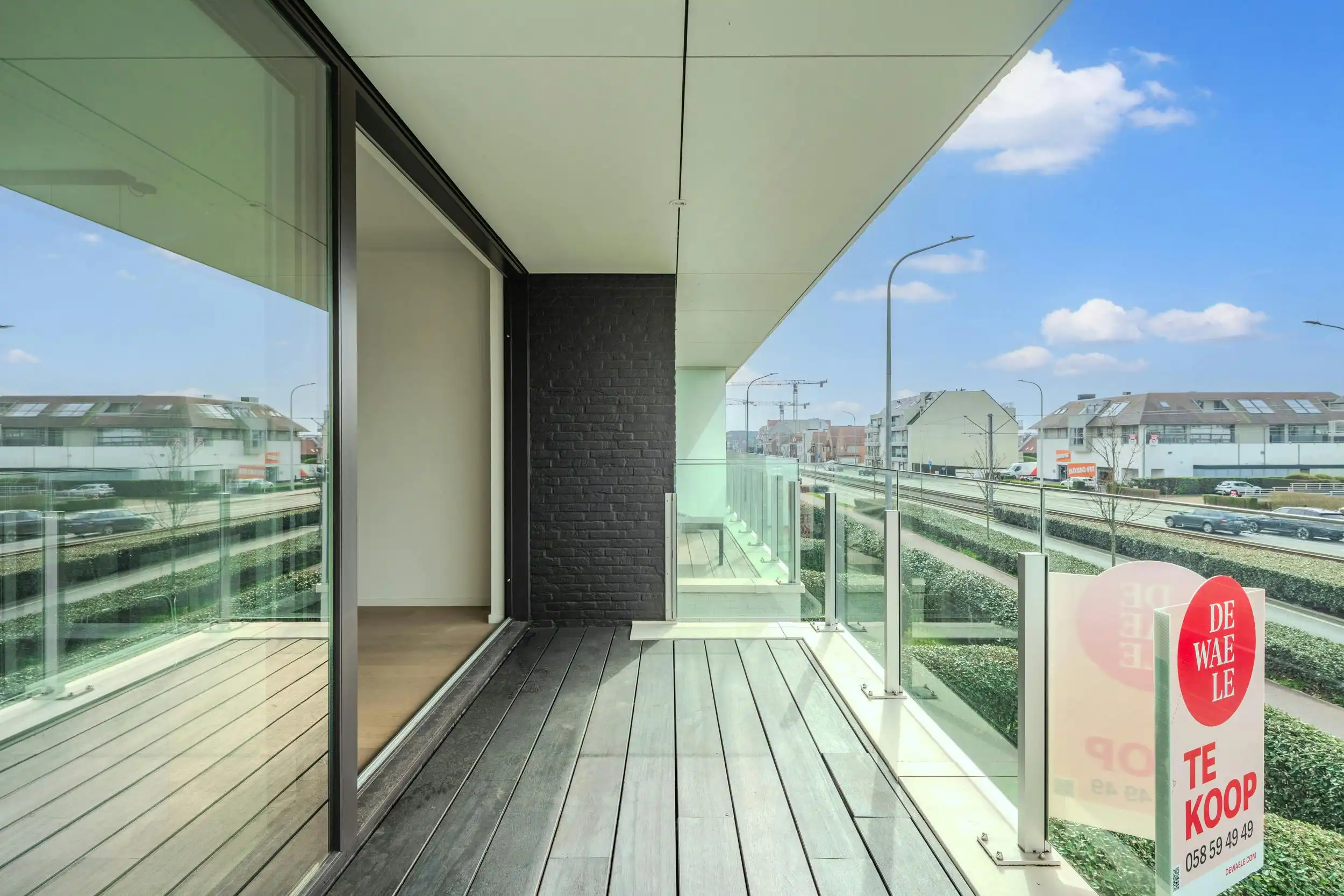 Recent appartement met twee slaapkamers en ruime terrassen foto 2