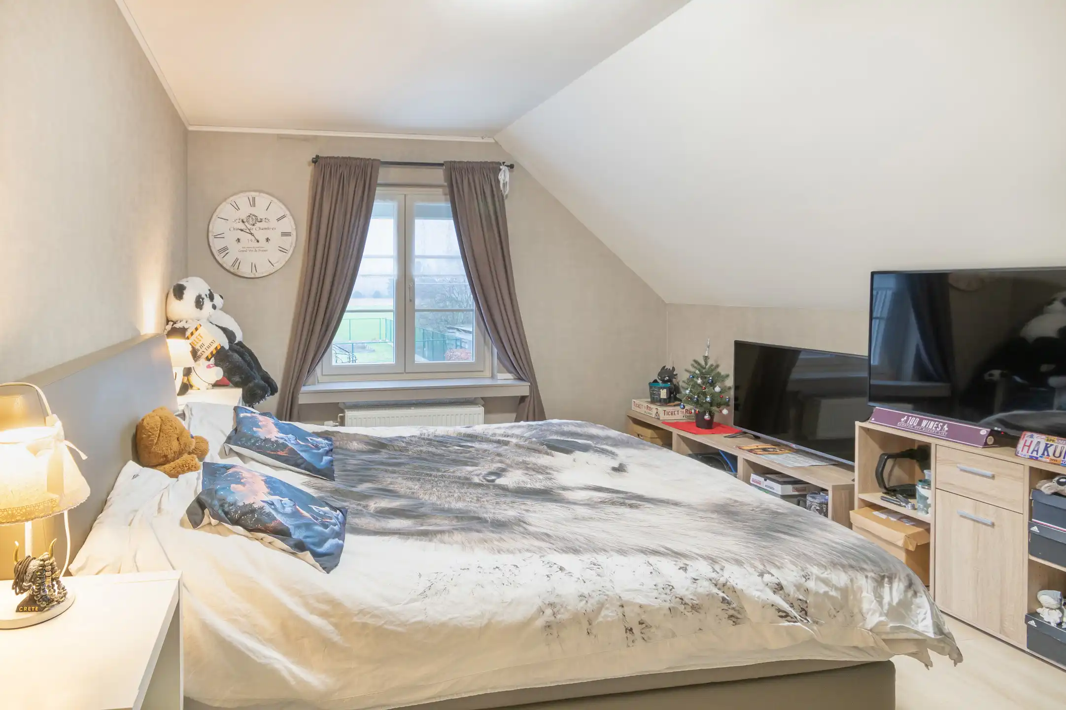 Knappe villa in landelijke stijl met uitgestrekt uitzicht foto 23