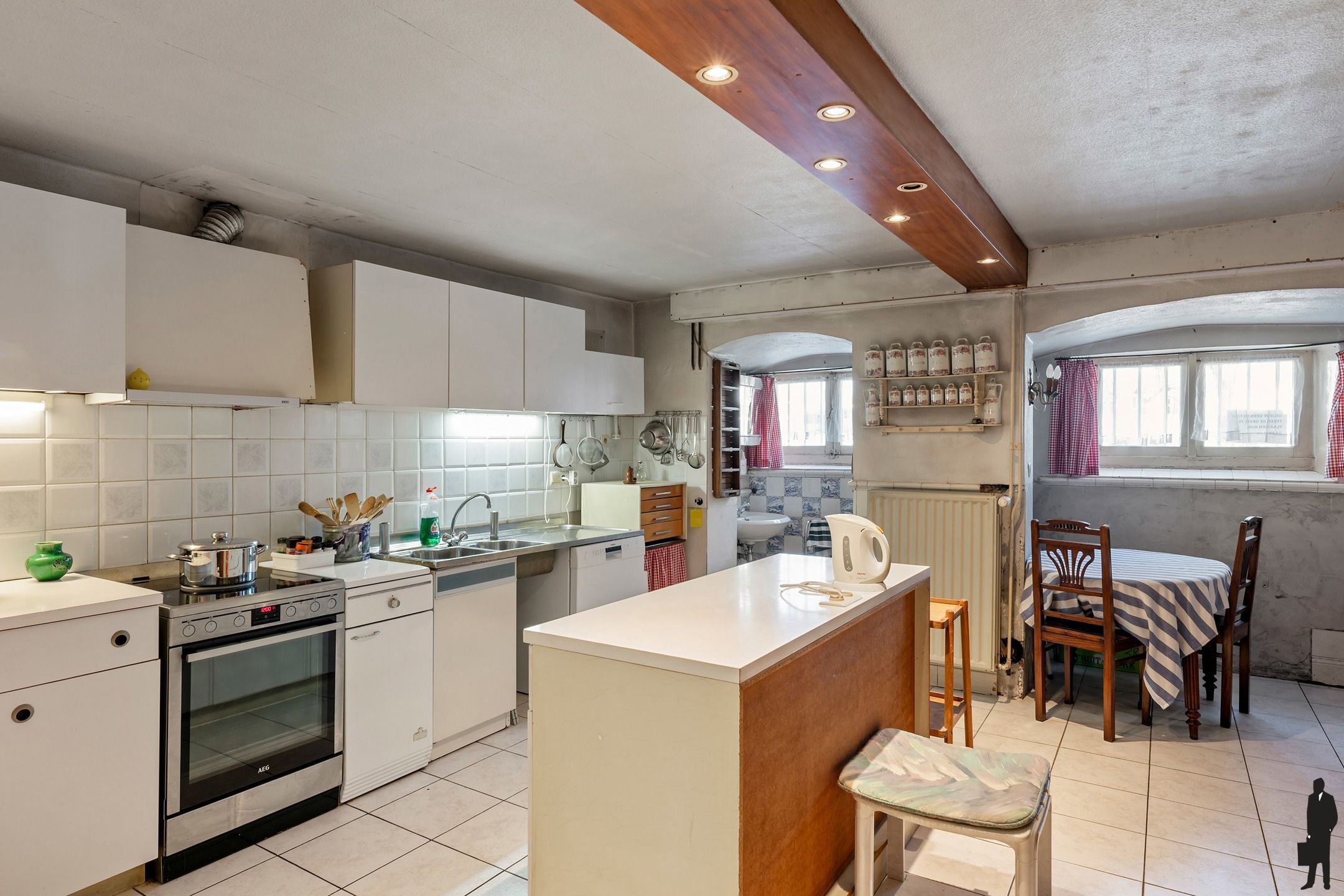 Neoclassicistisch herenhuis aan de stadsrand van Mechelen foto 6