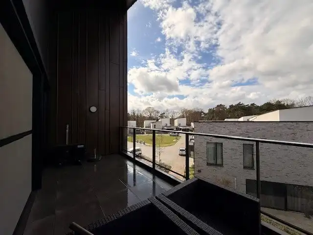 Nieuwbouwappartement met 1 slaapkamer, terras en autostandplaats te Maasmechelen. foto 16