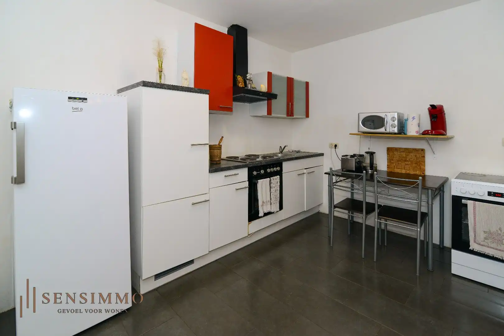 Prachtig gelegen gelijkvloers appartement met terras + P foto 7