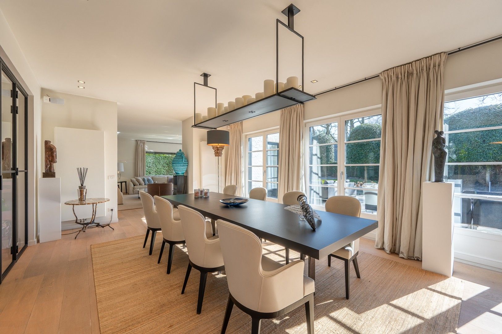 Prachtige luxueuze villa met zwembad op een topligging in het Zoute. foto 6