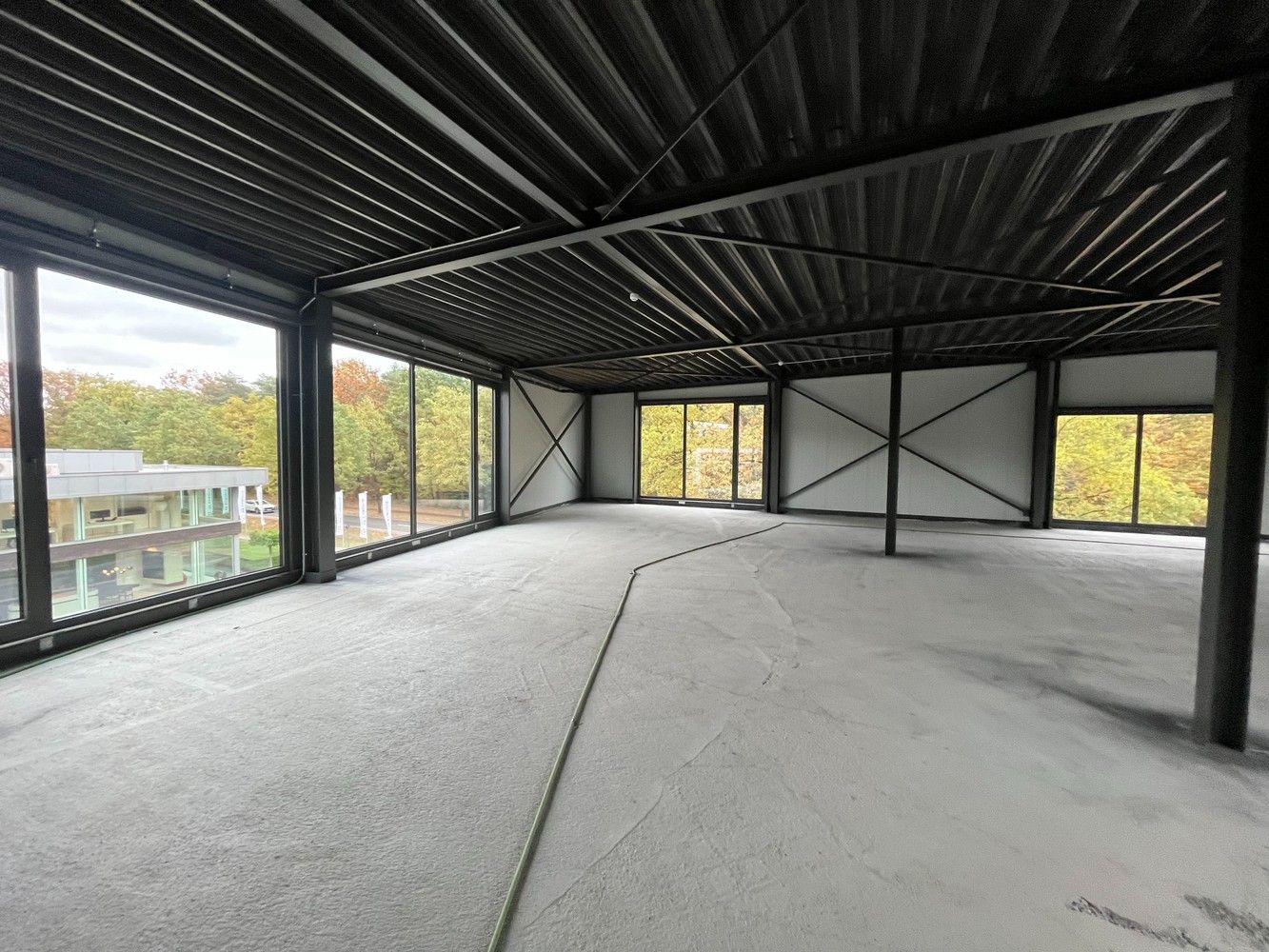 KMO-unit 29 glvl +/- 344m² foto 16