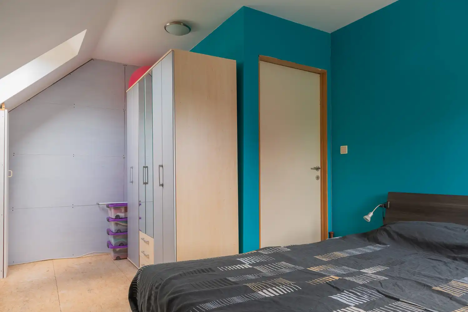 Halfopen woning op een perceel van 532 m² met ruime garage/werkplaats foto 17