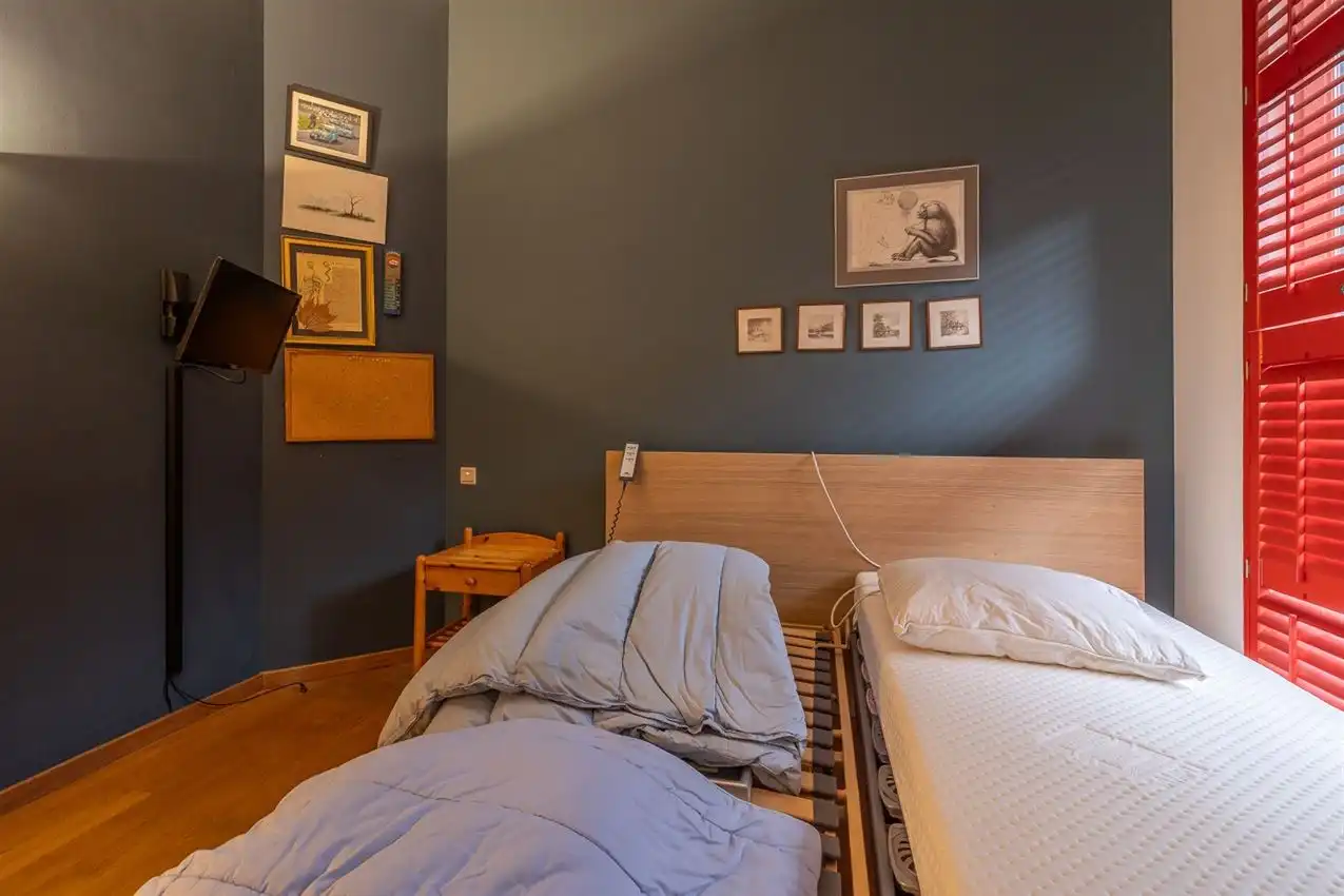 rolstoeltoegankelijk appartement in herenhuisstijl foto 15