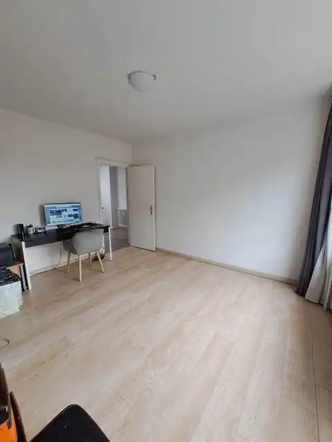 Comfortabel 2-slaapkamerappartement met Balkonterras te huur in Assebroek Brugge foto 13