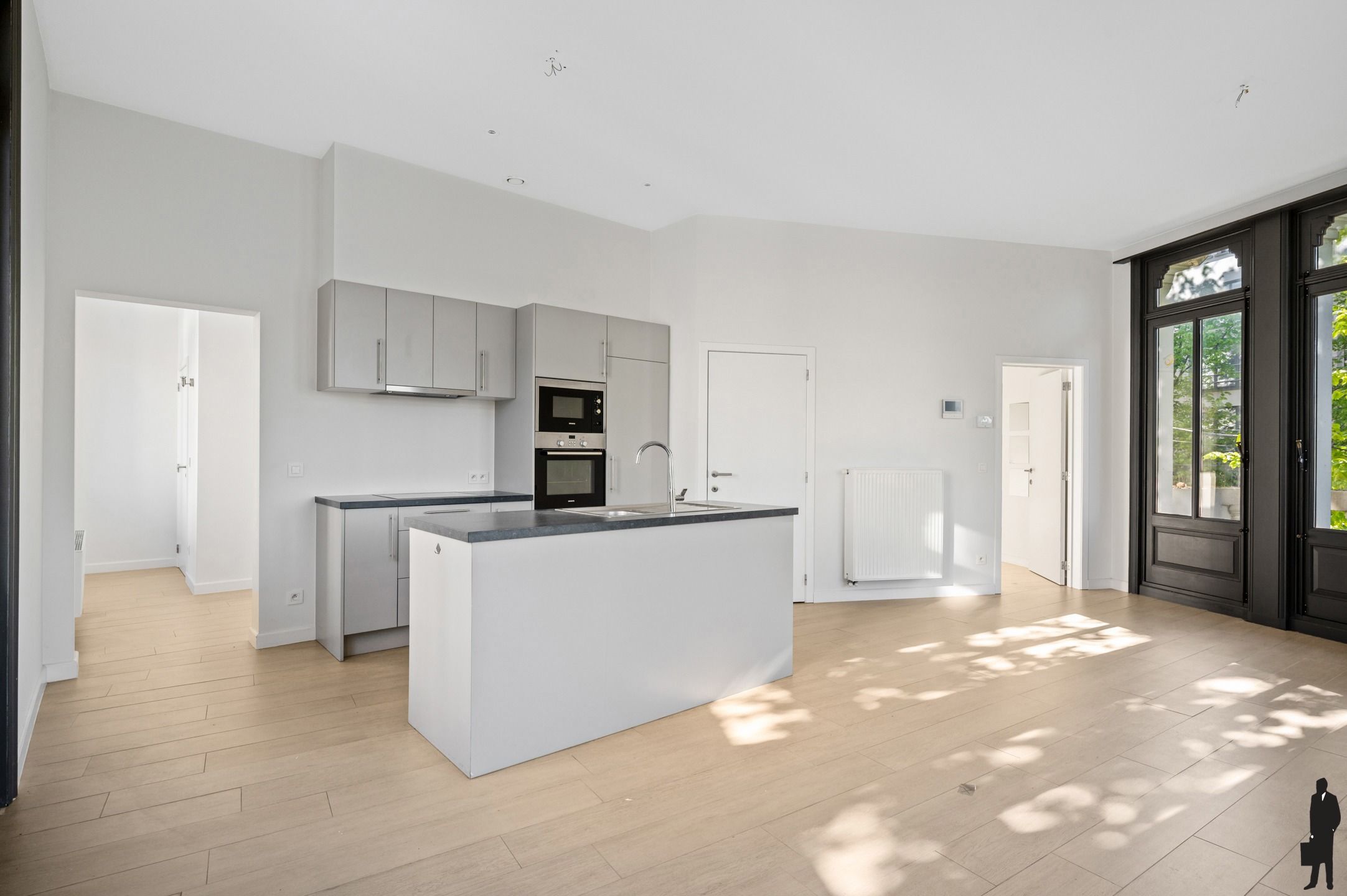 Schitterend licht en ruim 1-slaapkamer appartement op het hippe Zuid! foto 4