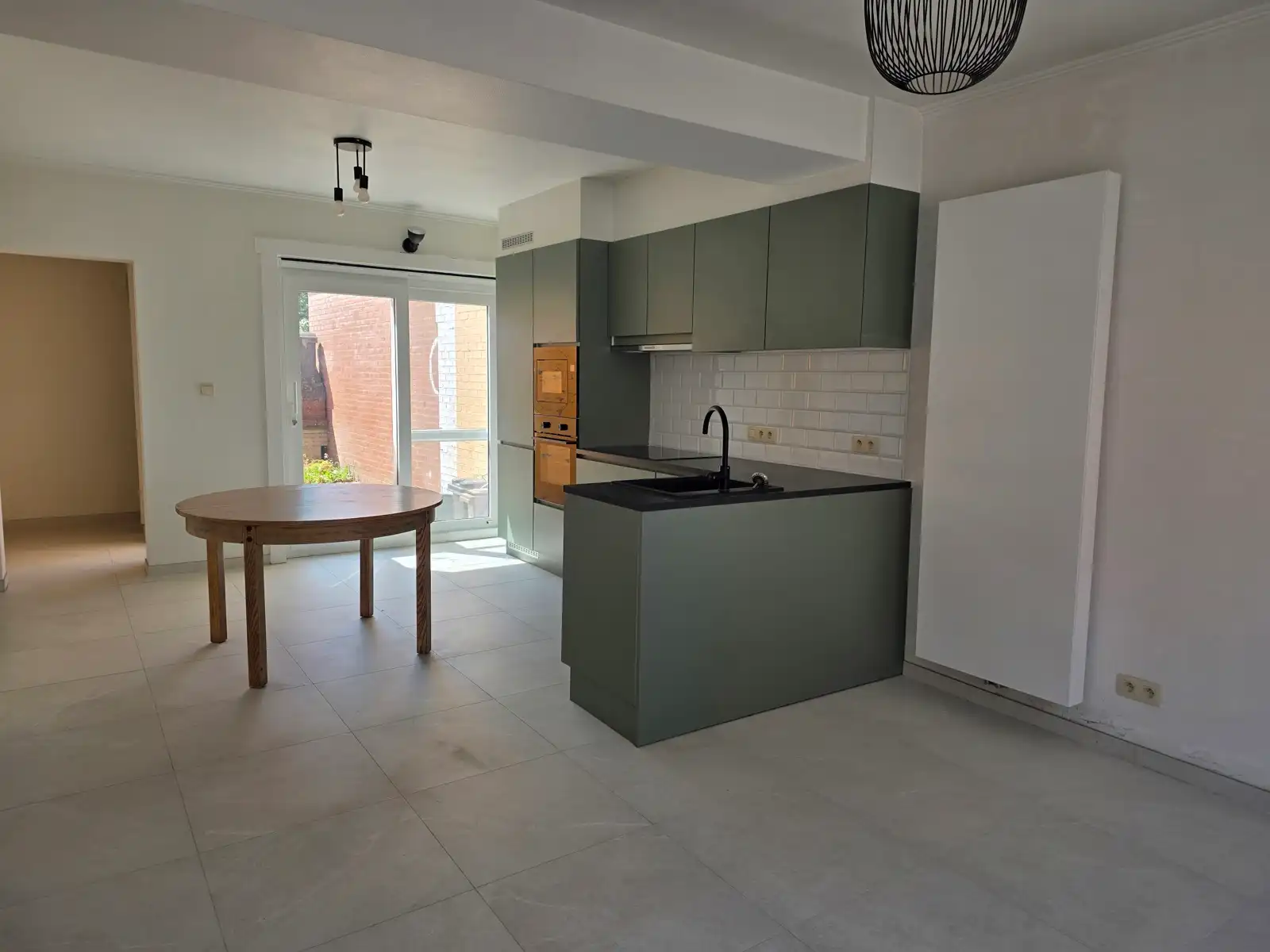 Aangename woning met 2 slaapkamers! foto 3