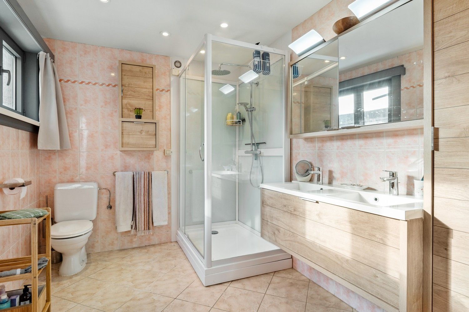 Ruime woning met 5 slaapkamers en tuin te Schoten! foto 15