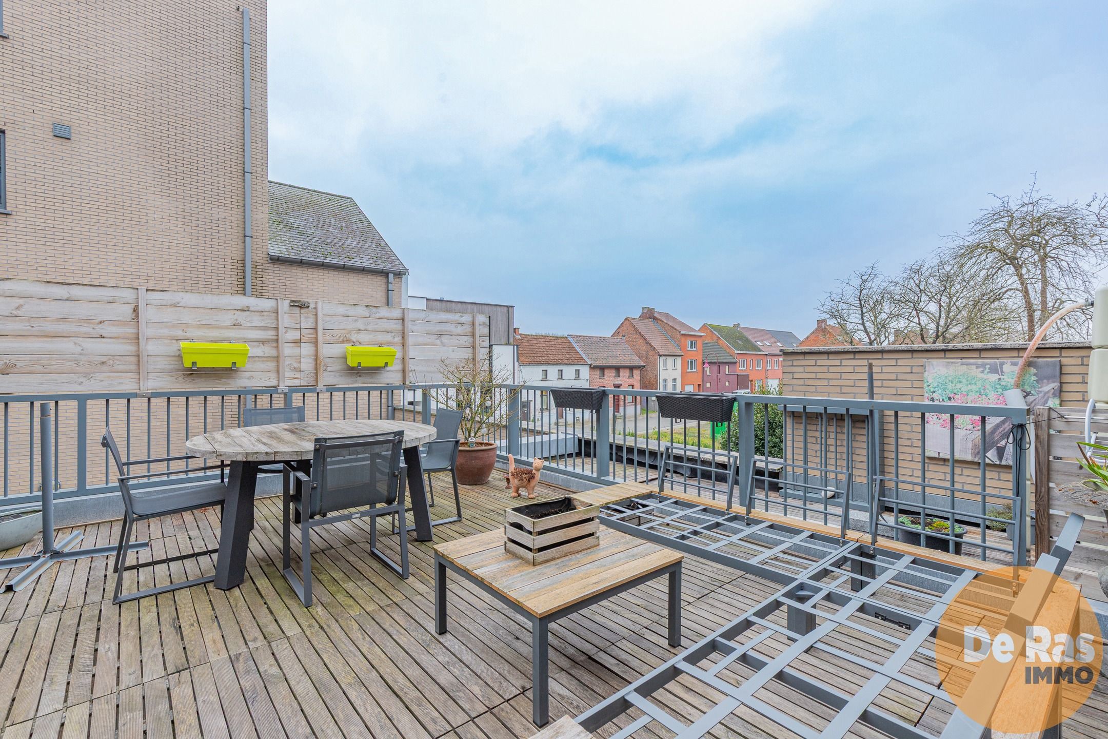HERZELE - Ruime Bel-etage woning in centrum foto 12