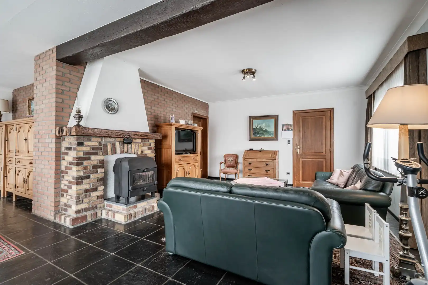 Comfortabele gezinswoning met 3 slaapkamers en verzorgde tuin foto 4
