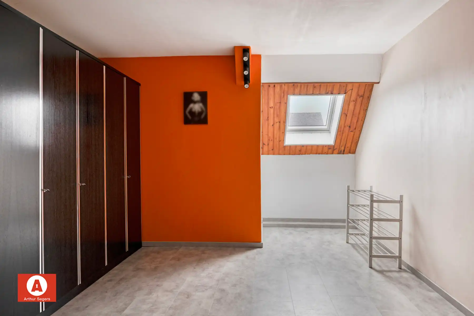 Gezinswoning met 2 tot 3 privatieve auto-parkeerplaatsen. foto 21