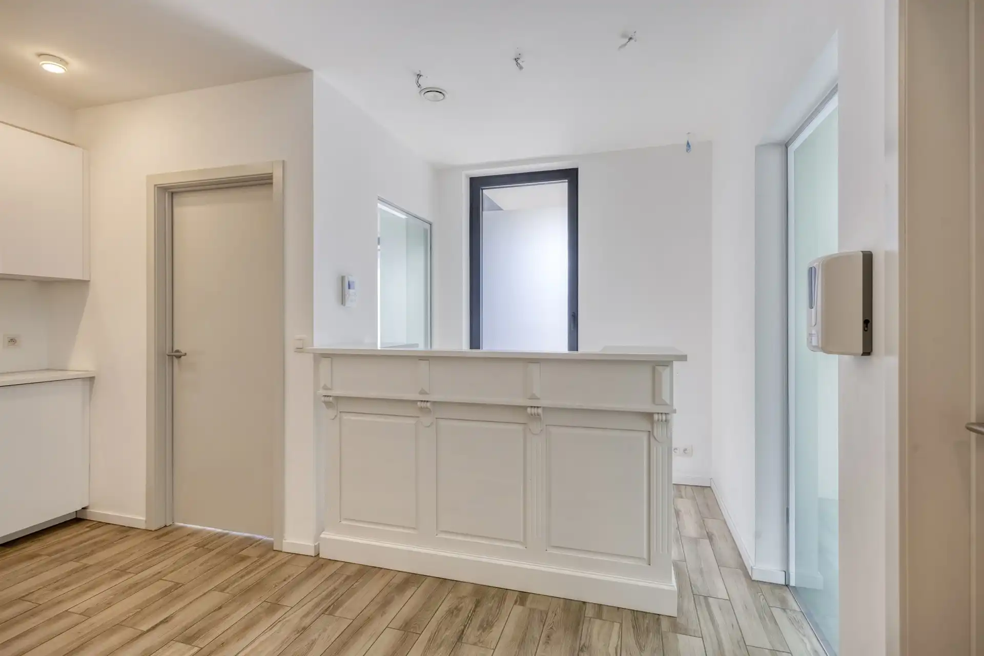 Handel-kantoor ruimte te huur nabij centrum Merchtem  foto 7