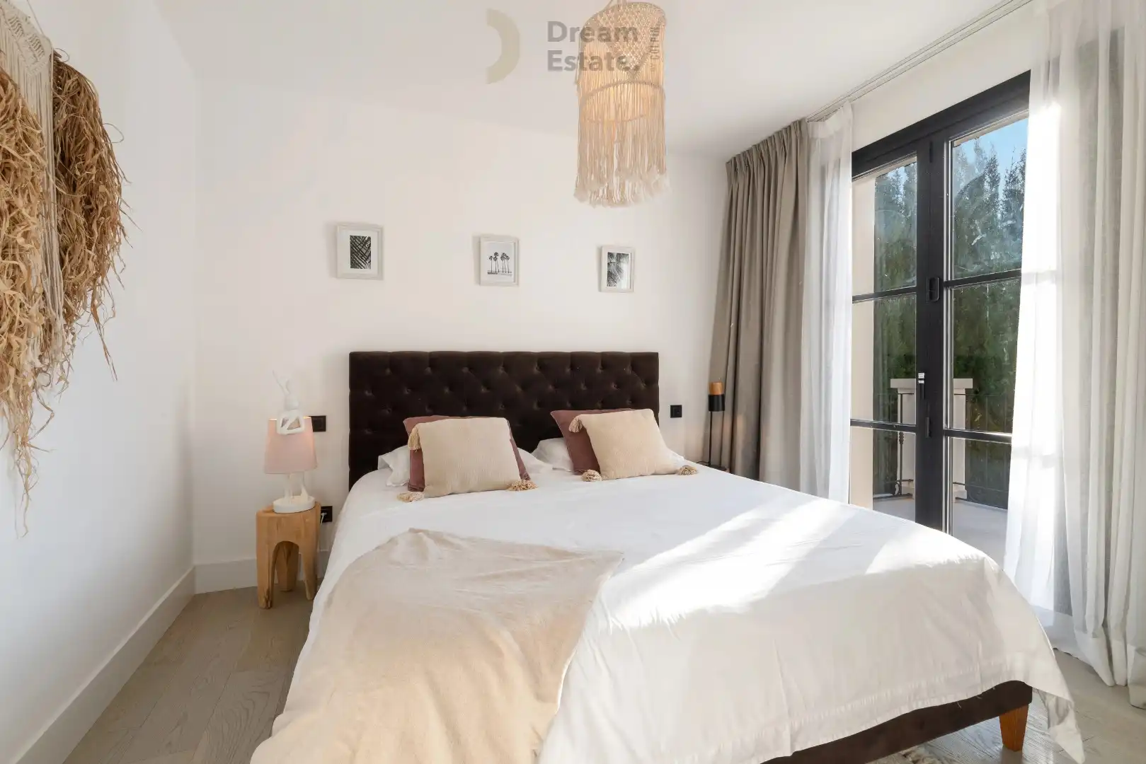 Een mooie ruime villa in de exclusieve afgesloten gemeenschap van Puerto del Capitán, Nueva Andalucia. foto 17