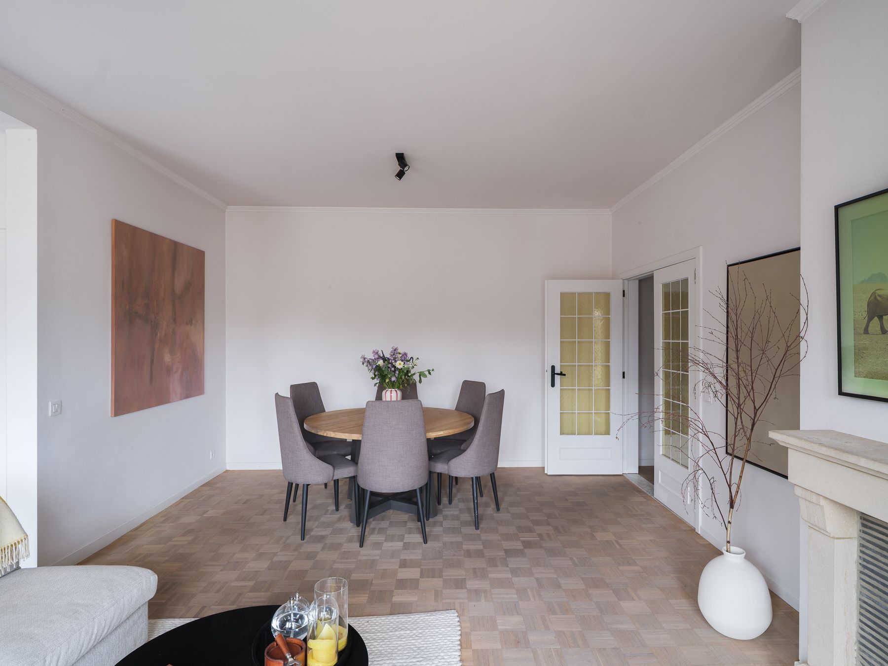 Charmevol tweeslaapkamer appartement met terras foto 4