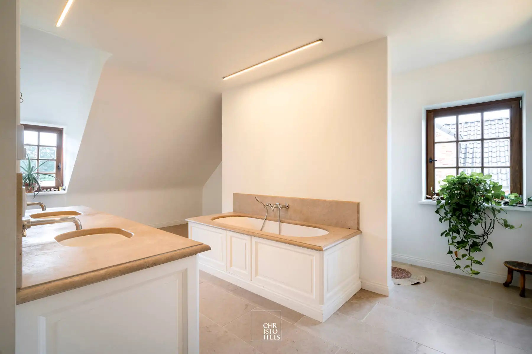 Instapklare & energiezuinige Villa (299 m²) in Alken!  foto 4