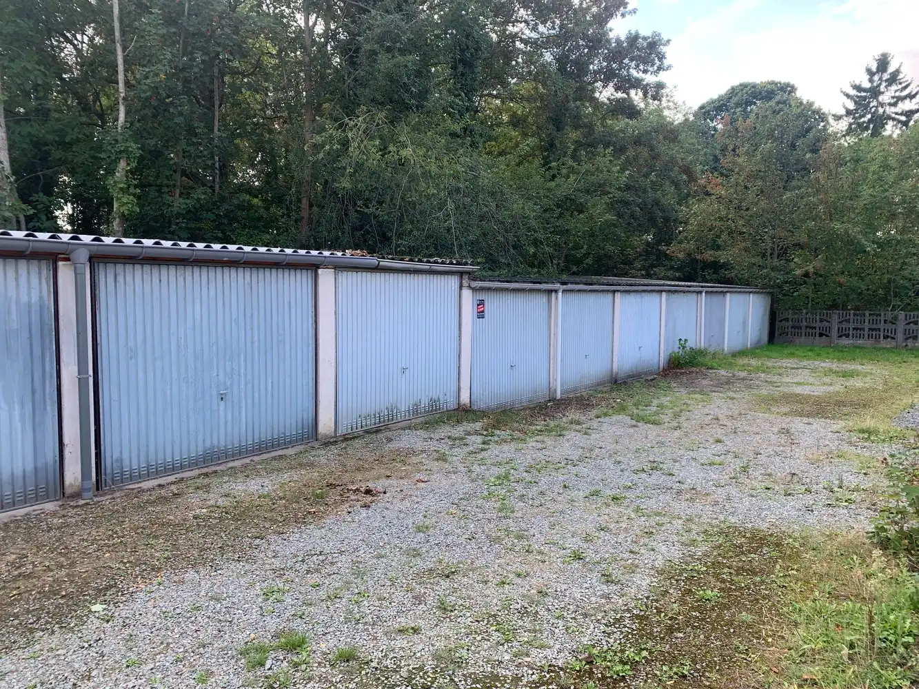 Achterin gelegen garagebox nabij het provinciaal recreatiedomein te Kessel-Lo! foto {{pictureIndex}}