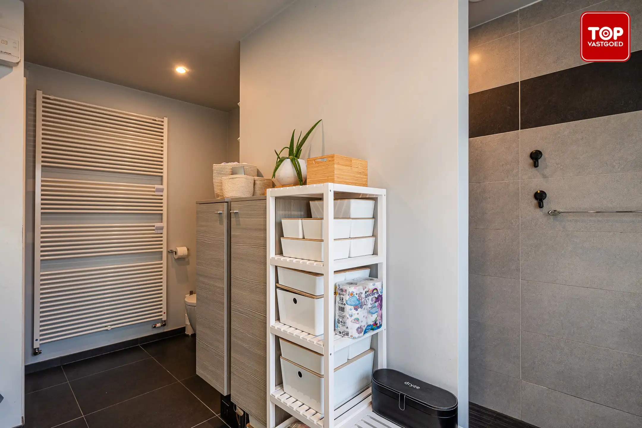 Instapklare woning met 4 slaapkamers en zonnige, zuidgerichte tuin. foto 12
