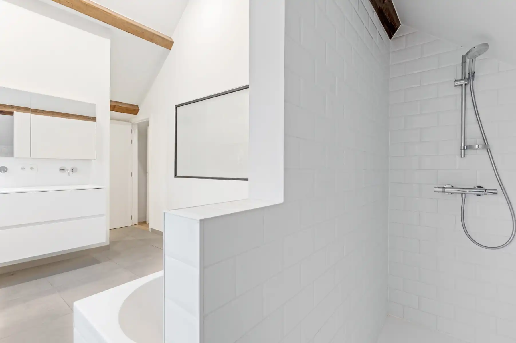 Unieke pastoriewoning in parktuin met uniek uitzicht foto 20