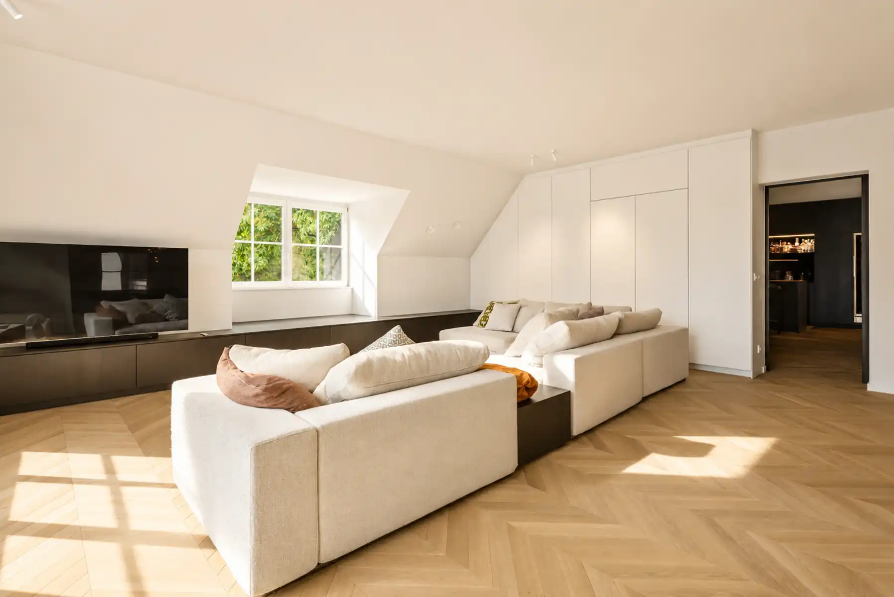 Exclusief duplex dakappartement met zicht op weiland. foto 7