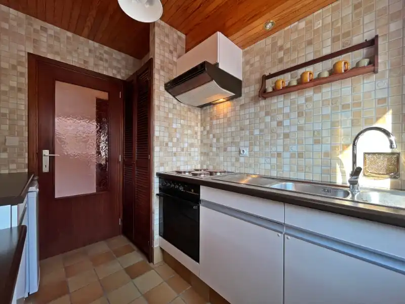 ZONNIG APPARTEMENT + DUBBELE PARKING foto 12