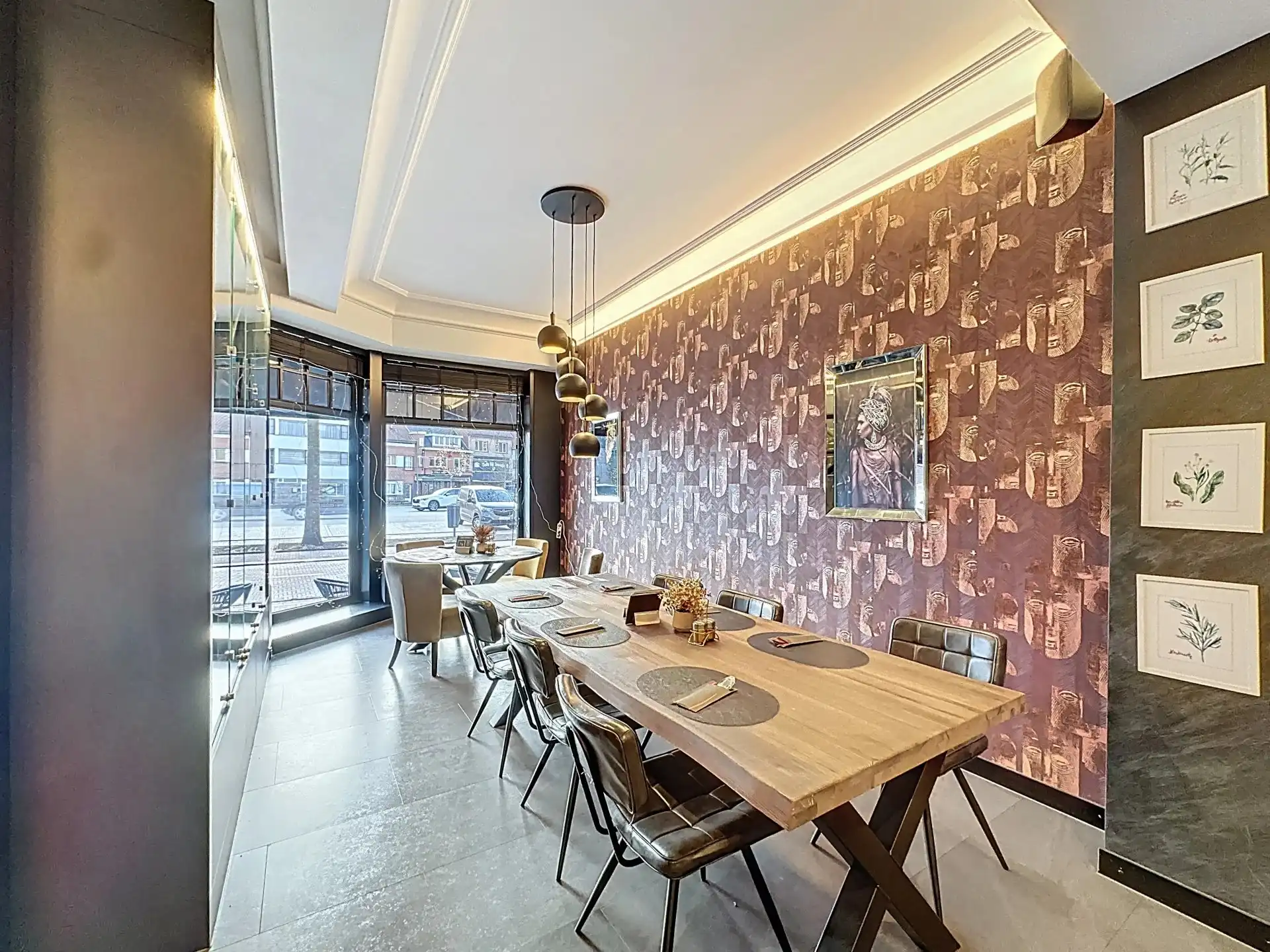 Zeer ruim handelspand met groot terras, buitenberging op toplocatie in Mol-centrum. foto 4