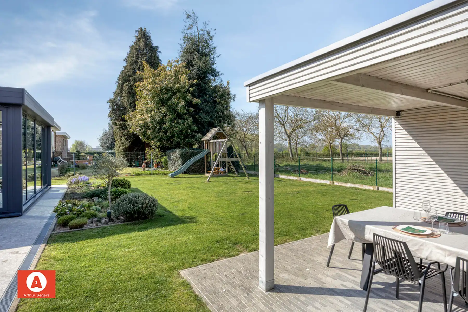 Luxueuze open bebouwing in Denderbelle. foto 26