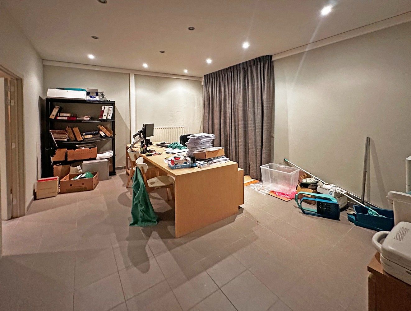 Opbrengsteigendom (praktijk + 2 appartementen) in Wijnegem centrum te koop! foto 31