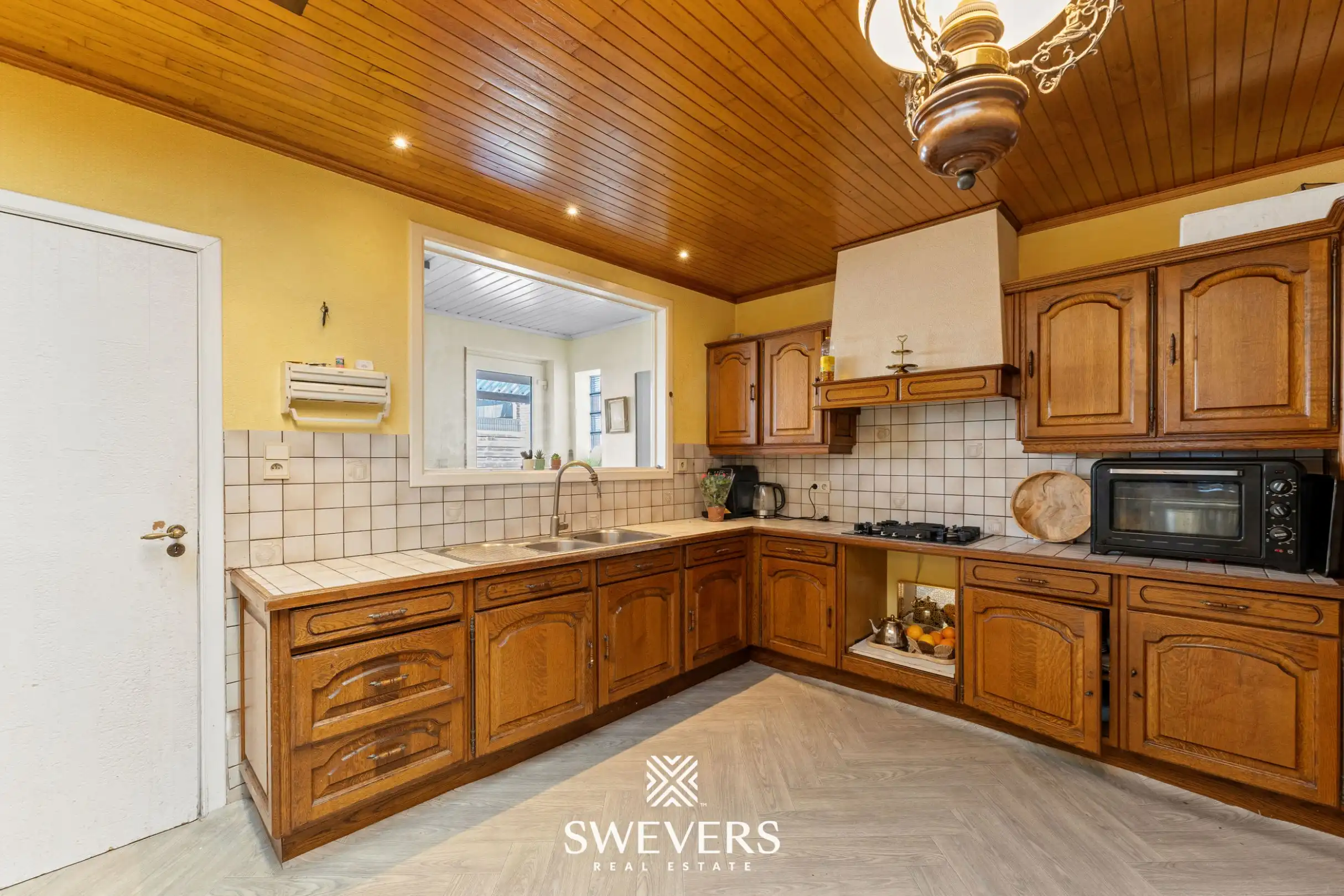 Renovatiekans met ruime tuin en garage op centrale ligging in Alken foto 7