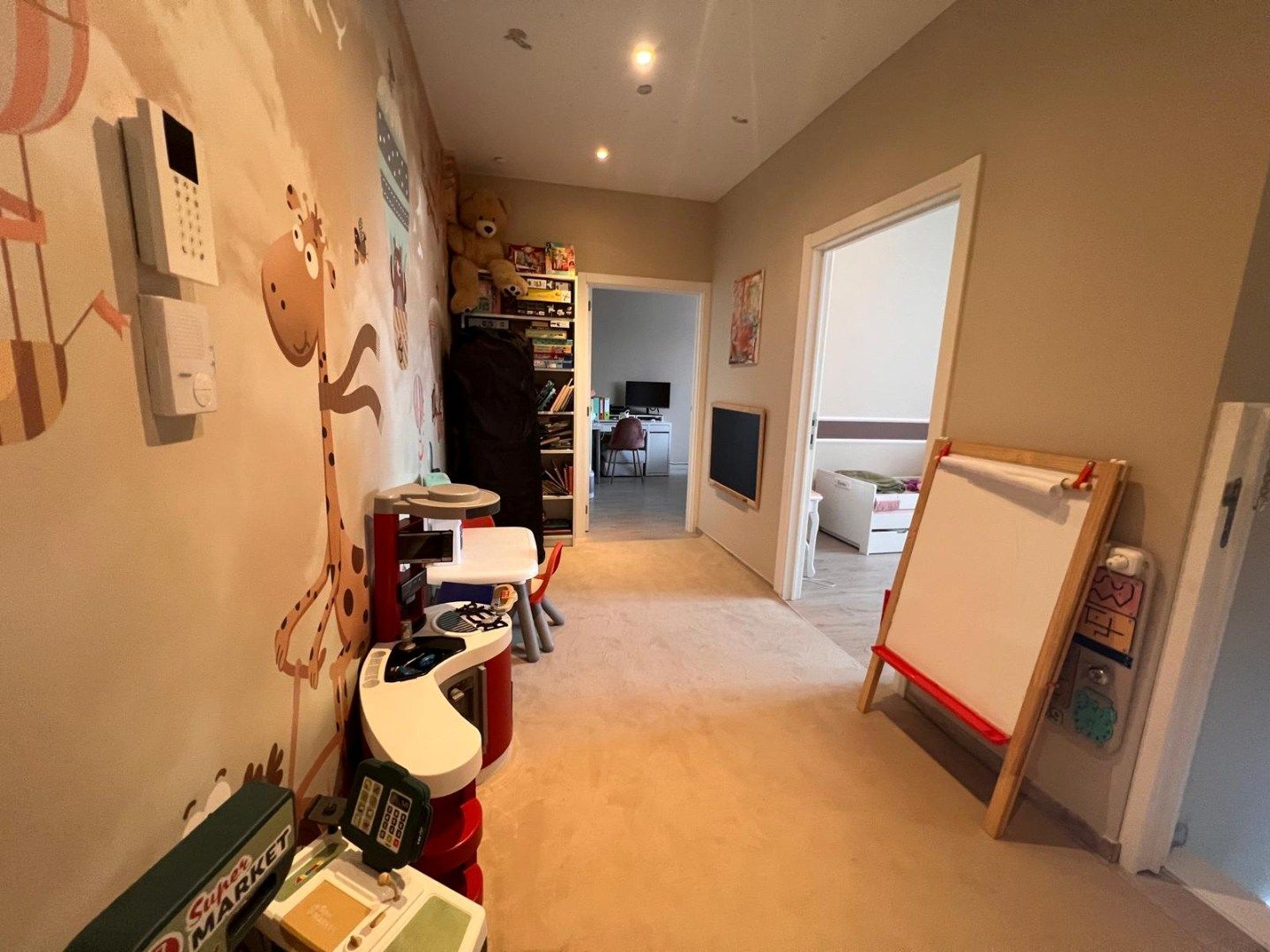Zeer ruime duplex met 3 slaapkamers foto 10
