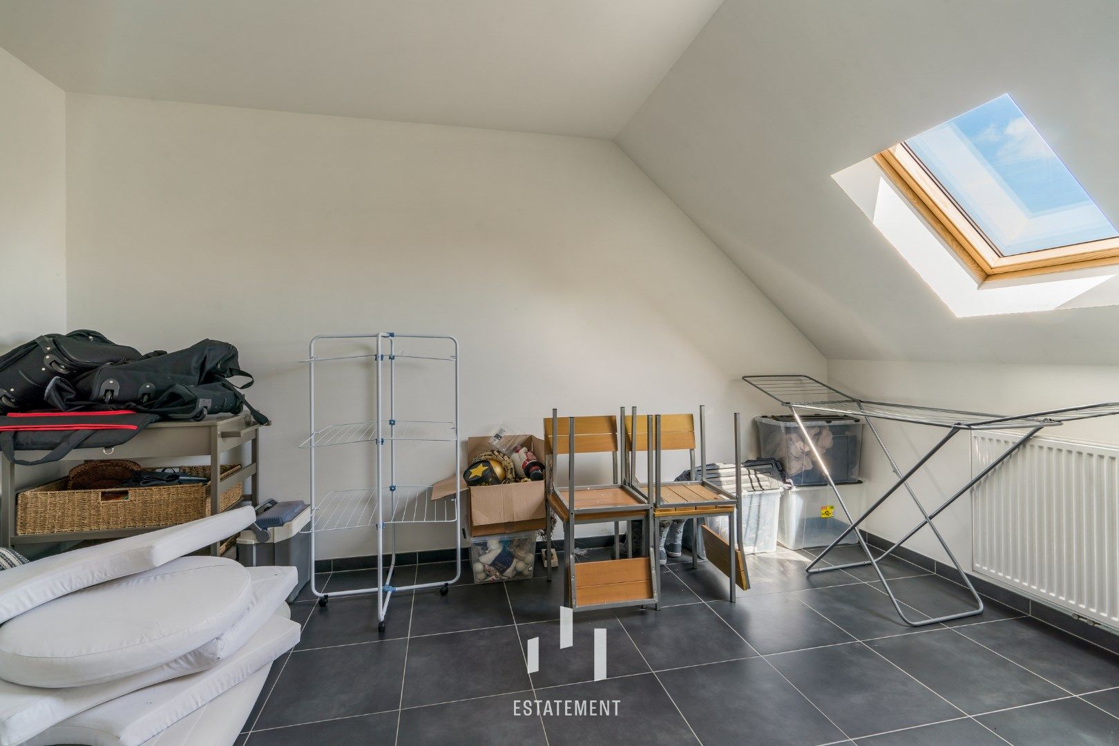 Recente woning (2015) met 3 slaapkamers, garage en tuin foto 13