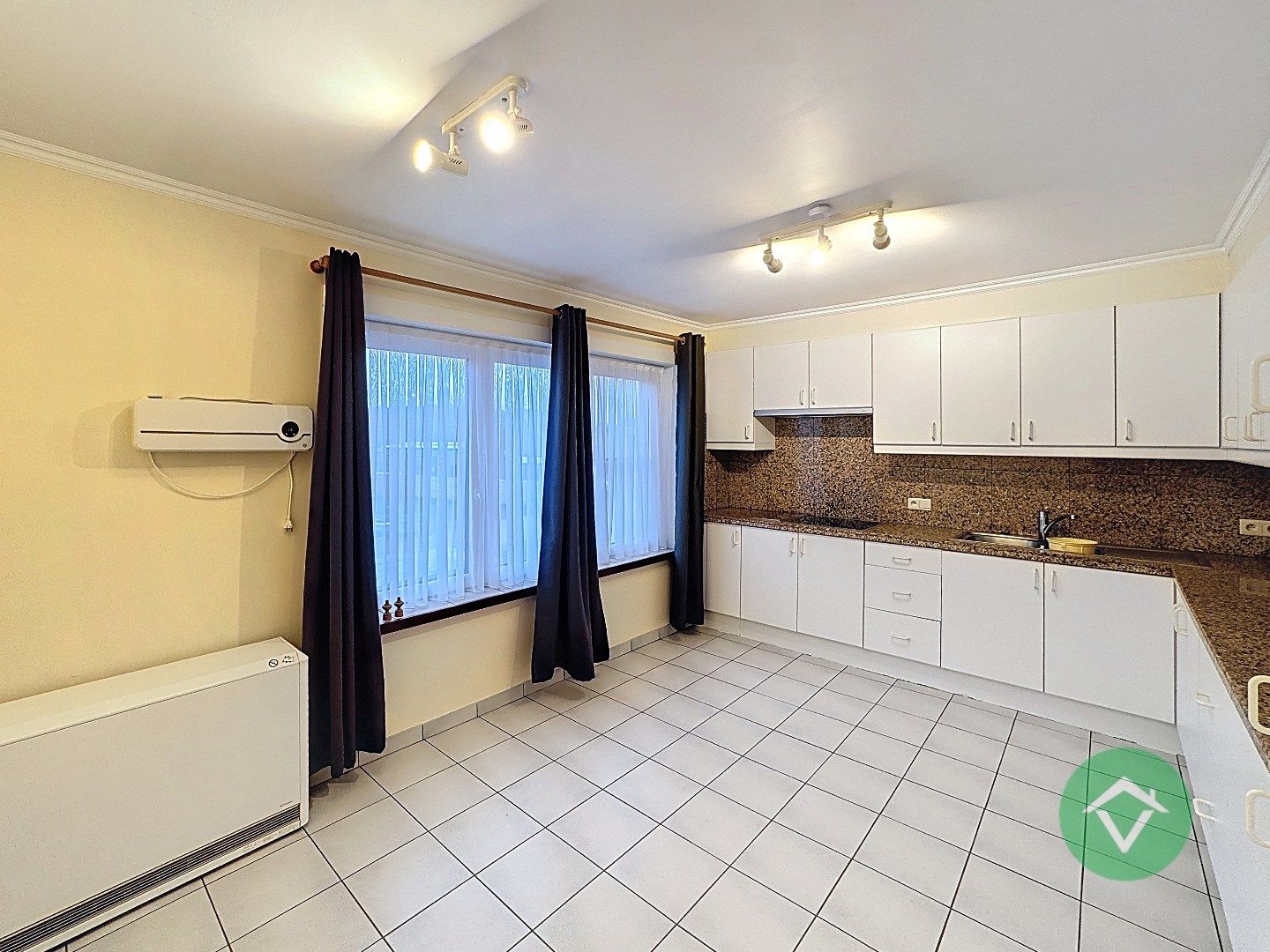 Duplexappartement te Ichtegem foto 9