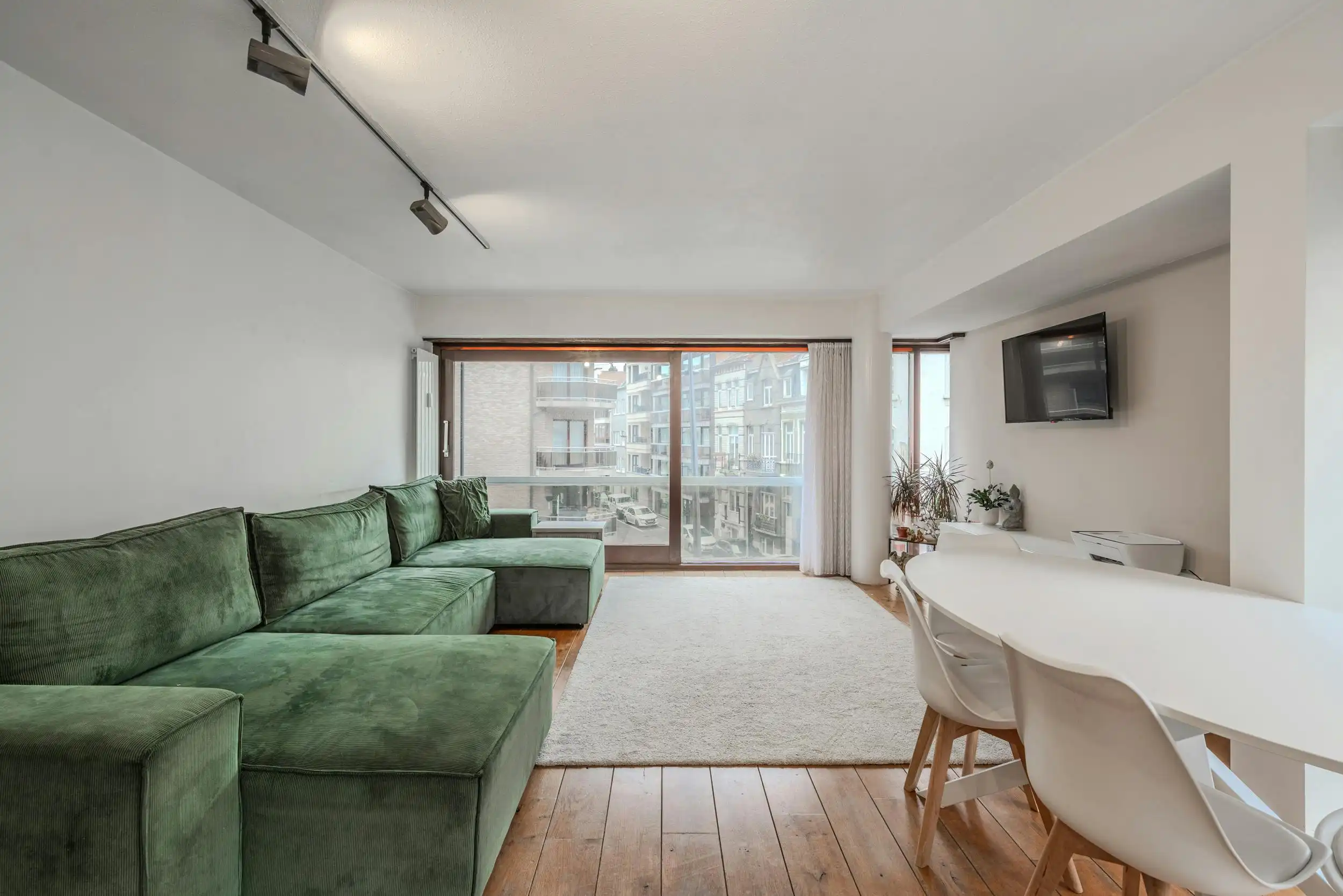 Centraal gelegen hoekappartement met 2 slaapkamers foto 17