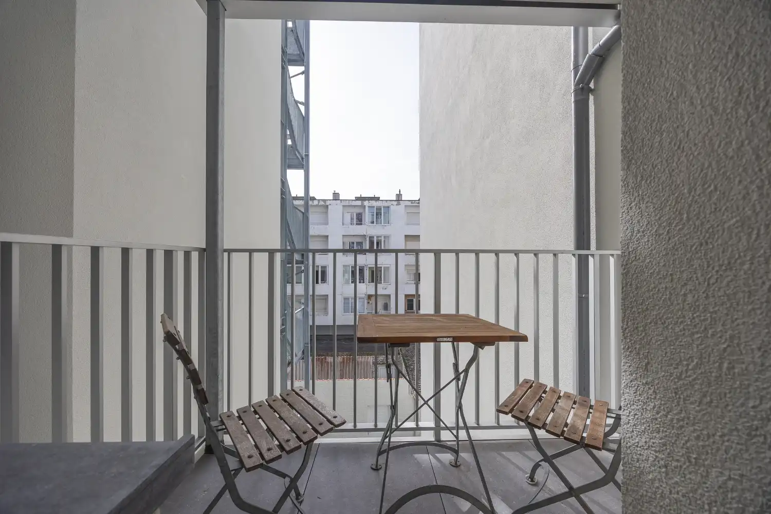 2-slaapkamer appartement op de zeedijk foto 5