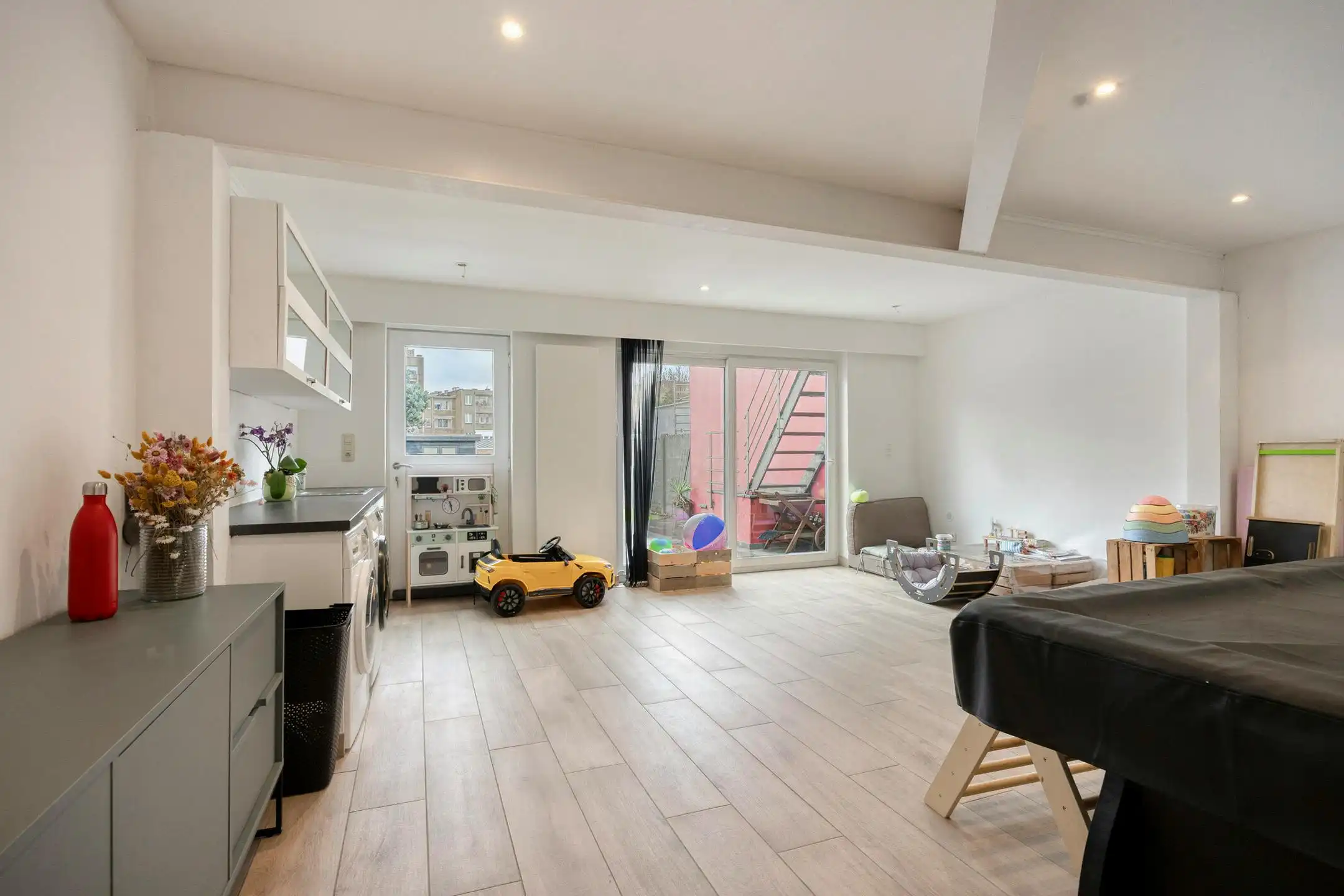 Instapklaar huis met garage en tuin nabij centrum Vilvoorde foto 14