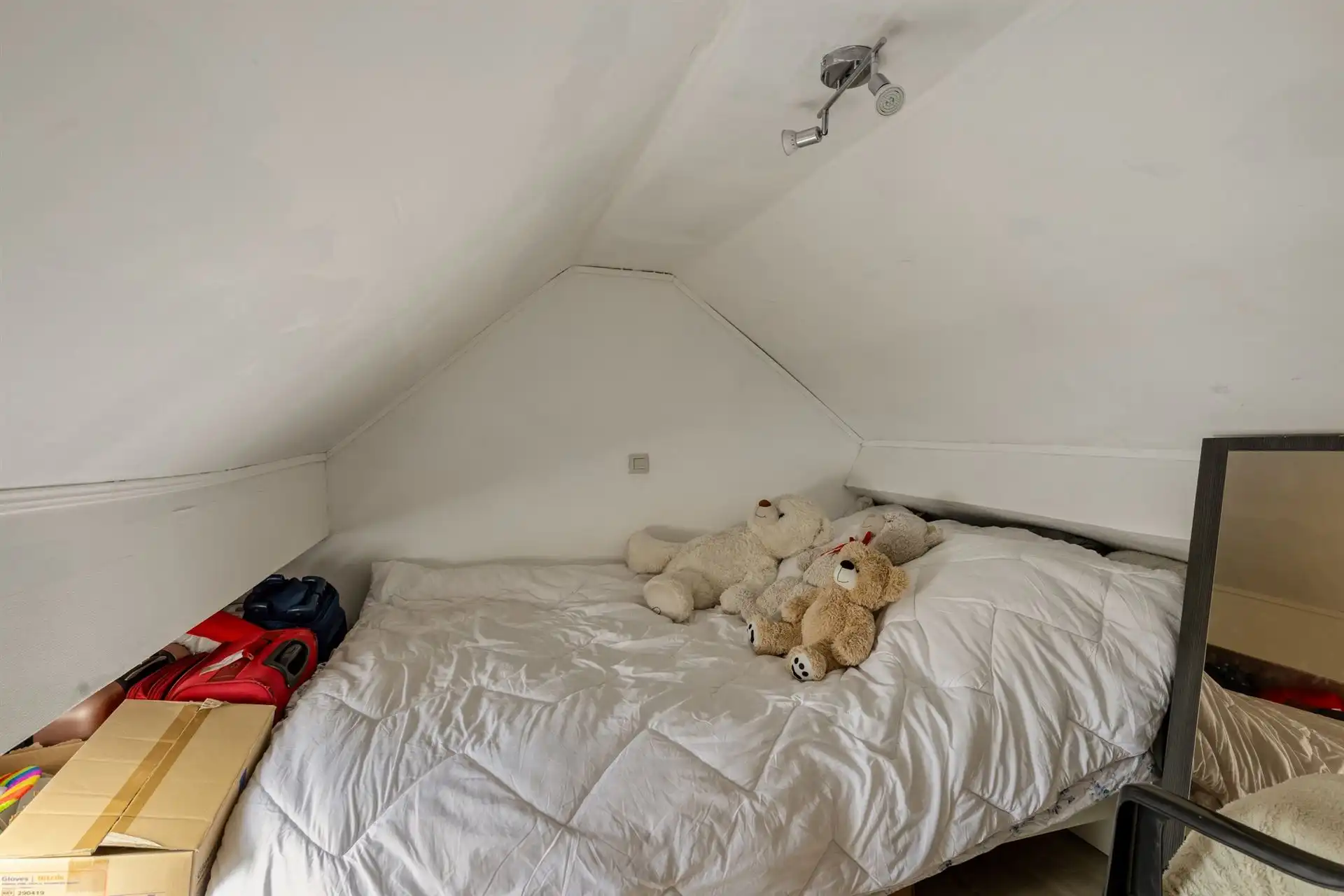 Woning met 2 (mogelijk 3) slaapkamers, tuin en garage.  foto 14